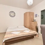 Apartments Mustapic